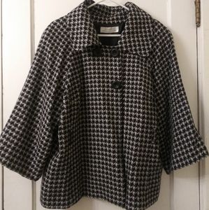 Tahari 3/4 sleeve Tweed jacket